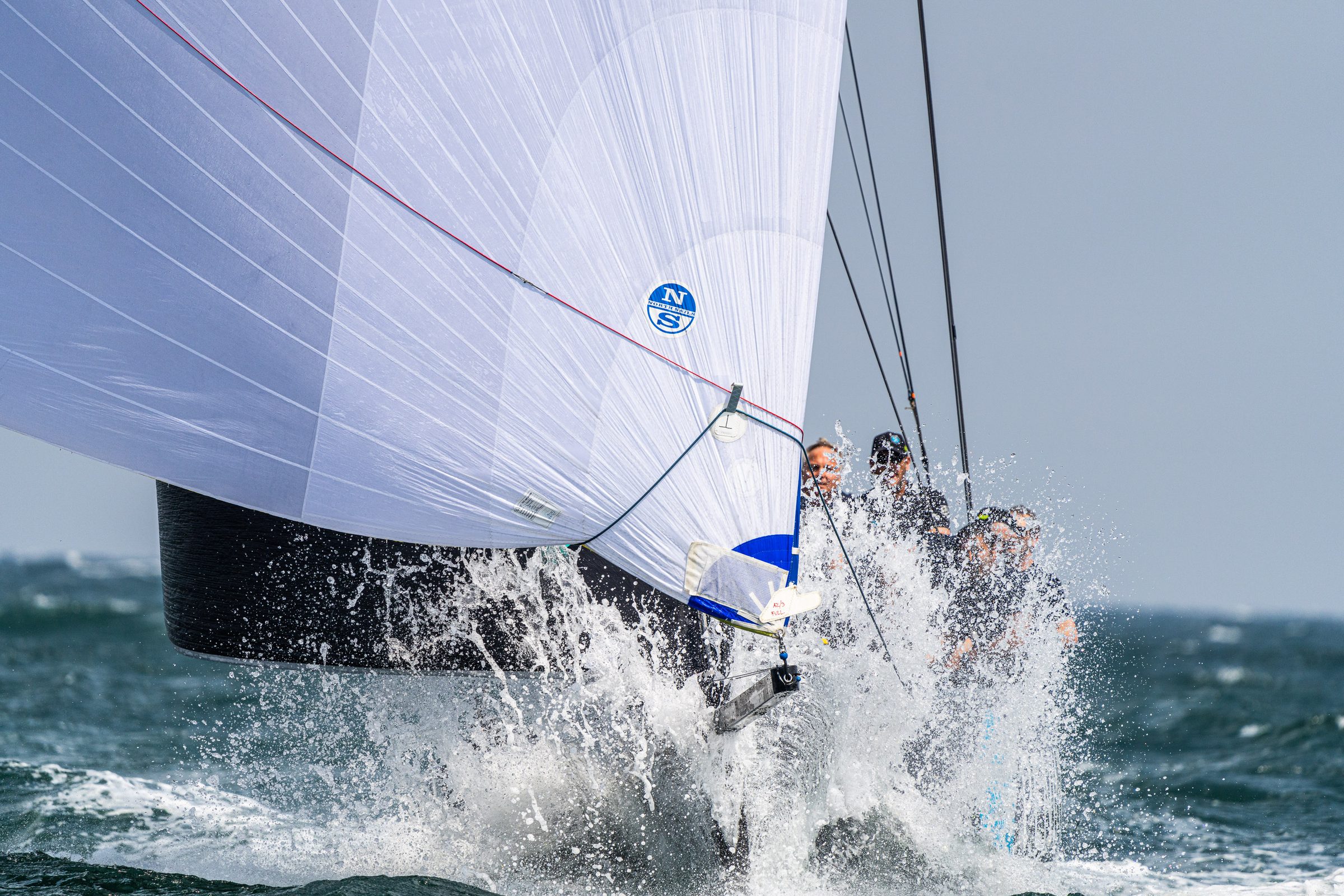 RC44 Oman 44Cup, rc44 oman frame 01